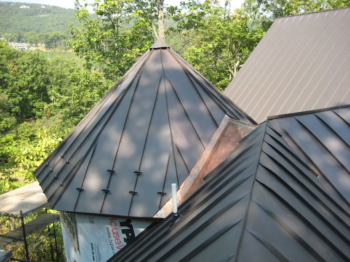 Professional Roof Tarp Installation by Craftsman Roofing in Shootflying Hill